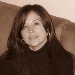 Sandritamarti's profile picture. Le sirvo a mi generación al lado de Camilo Escobar.