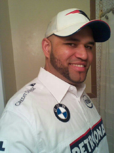 16Milan's profile picture. 