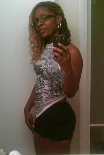 IM FUN,CUTE,GOOFY,STYLES,PARTIE GURL AND A TRU COUNTRY GURL!! LOL
