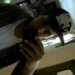 COM MUCHA ELEGASIA ,SENTIMIENTO Y MALDAD  (SIQUEME Y TE SIGO) :) ♥