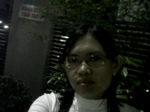 dhewiehendra's profile picture. 