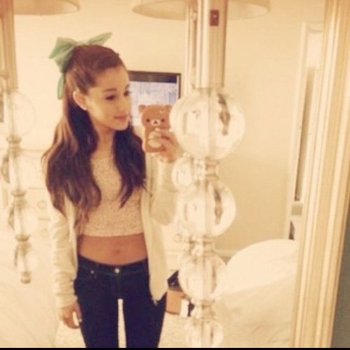 AllyP_EPA's profile picture. The girl with the red hair.. Ya know.. The one who sits and eats vodka gummy bears all day.. Yupp.. Thats me alright Blue room 2G