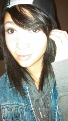 follow me (: