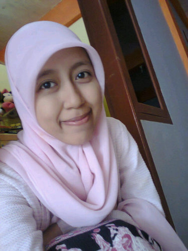 Nurlin_anthy's profile picture. Tersenyumlah saat kau mengingatku... :)