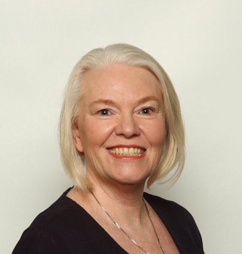 Formal real estate agent in Arizona since 2006 with Keller Williams Southern Az Realty. I am also a retired AFANG MSgt and retired Science Teacher.
