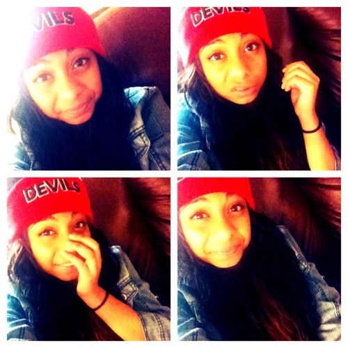 IM a proud honduran love to make friends XD FROM JERSEY I follow back IM  in that single life i love THUGS LOL