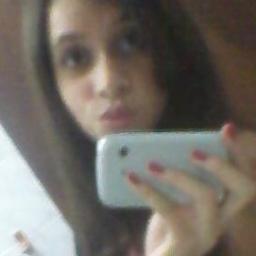 16 years old, shy, outgoing, sincere,flyer  
my ability, it changes your concept about myself :D 
Kik:vany_miranda ⚓