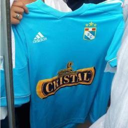 Hincha a muerte de Sporting Cristal, el MEJOR club del Perú.