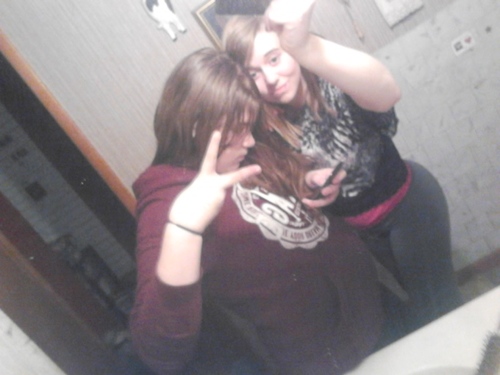 Follow Me nd ill alwayz follow bak SWAGG Tweet Tweet Bad Bitch lol jk Beautiful meee swagg too cute for you but im nice nd sweet