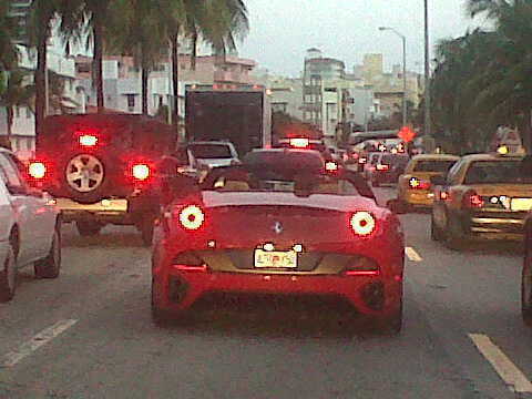 marianaadiaz's profile picture. Esposa. Mamá. Abogada.