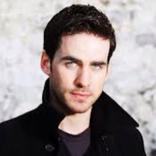 Name's Killian Jones but I'm also called for my funny nickname Hook, why do you think? *shows hook* #multipleRP #Hookedmoon
