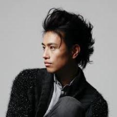 普段は、都内で美容師をしてます。
住まいは、湘南茅ヶ崎で、毎日ＳＵＲＦＩＮ三昧。
ＴＷＩＴＴＥＲデビューしようとしたら、なんと同性同名がいて、自分のアカウントが取れない悲劇。相互１００％いたします。よろしくお願いします。