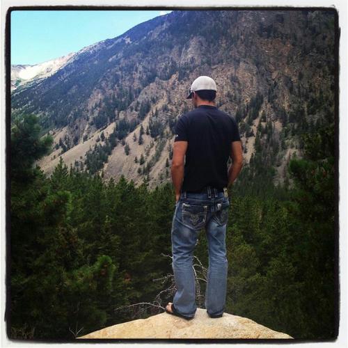 thewarmwater's profile picture. 