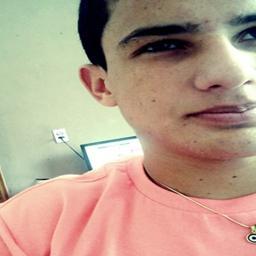 Feliz , ousado e filho do kra lá de cima (y) || Humildade & Simplicidade sempre mlk !

http://t.co/PBJIHO9b
