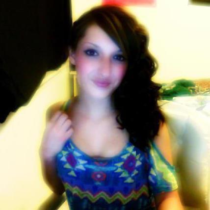 im 20 years old, i have a 3 year old little boy. Graduated from South Side ( class of 2011 )