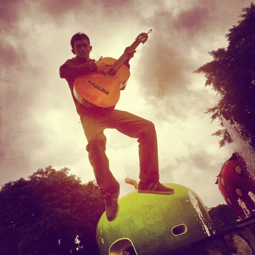 ueseH_ue6e's profile picture. just my other side in the cyber world