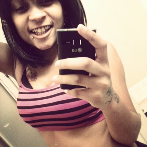 fD(M)V single mommy, ain't lookin for love gta let it find me.