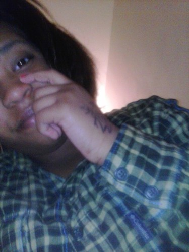 I_lovemehhh's profile picture. im straight coolin listening to the weeknd :)