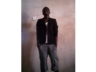 its me snich if you you whant me come get it bitch