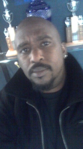 lomaxin's profile picture. 