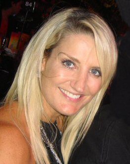 heidivirtue's profile picture. Publicises things.