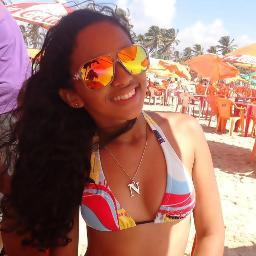 Nãão ligo q me olhem da kbeça aos pèés pois nunka farao minha kbeca e nunka chegarão aos meus pèés!!! #DeusNoComando