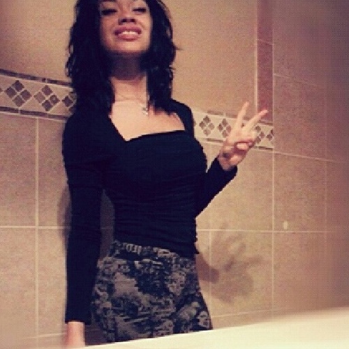 Not only is she my girlfriend but my BESTFRIEND as well♥ the love is strong, to strong to walk away My one an ONLY♀‧♀@ayoosmallzXD_