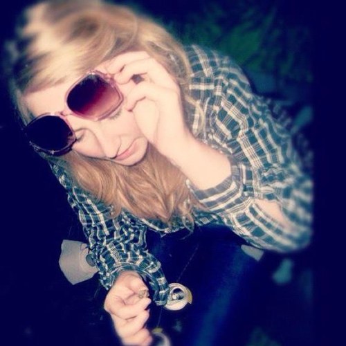 SamanthaLangx's profile picture. Hi :)