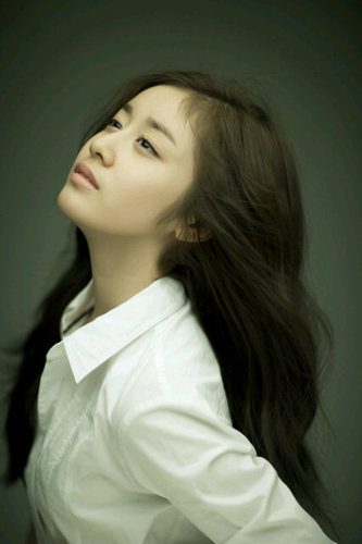 crystiadaniella's profile picture. I'm single I'm very happy