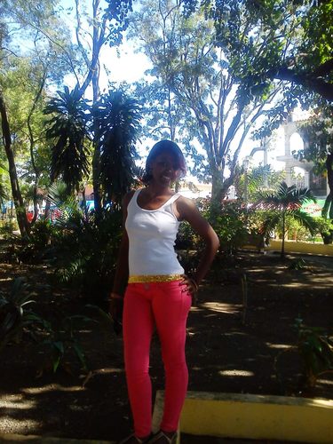 Madre de Amelia, Estudiante de Ingenieria Industrial.
Feliz