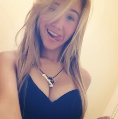 Oie!
Só quem me conhece pra saber mesmo como sou! hahaha
Sou muito autêntica pra ser escrita em algumas palavraas! =P 
#beeijosnocoração,
Sammy