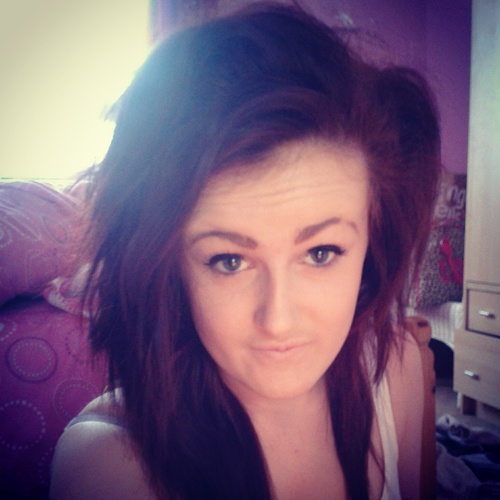 hello beautifuls, follow me&irl follow you back!:*