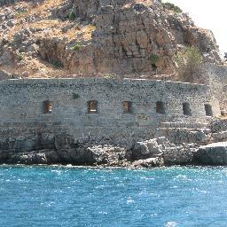 Suusjuh1985's profile picture. Interesses: politiek, nieuws, social media, lezen, schrijven.