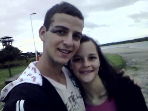 LucasMarquesEs's profile picture. Eu não sou a melhor pessoa do mundo mas também não finjo ser , o que não sou ...  #Hunter  ♥ @KamilaBenette  .. Faço parte: @ClubeFollowBack