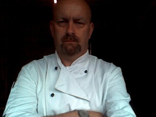 Chef. leeds rhinos fanatic. bipolar/depression sufferer (its not a sign of weakness-its a sign that you have tried to be too strong for too long).