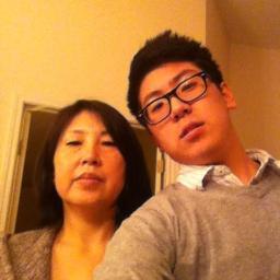 i love you and my mommy
i made this second account to document my personal and deepest feelings