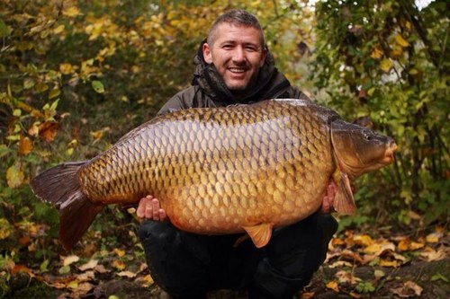 Long time carp angler. Just set up new company doing all things carpy. Have got some mind blowing baits Call 07979 191632