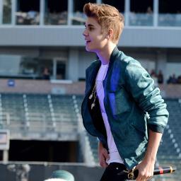 i eat swag for breakfast, My blood is purple, i speak Bieberish, i live in Bieber's world, anything that's not Bieber DIES! Followed by Justin,I follow back ;)✝