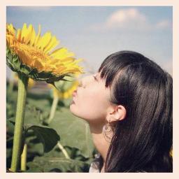 人がすき。音楽がすき。ドイツがすき。青色がすき。食べることがだいすき＊＾＾