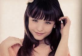 Kara eu fico me perguntando, como não se apaixonar por ela @larimanoela ela é minha Diva,princesa,seguida pela @ESTHERMARCOS segue aqui lari?