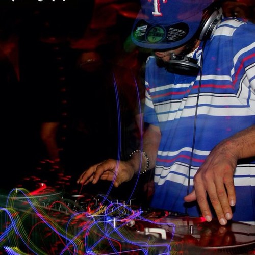 DJ2AT's profile picture. 