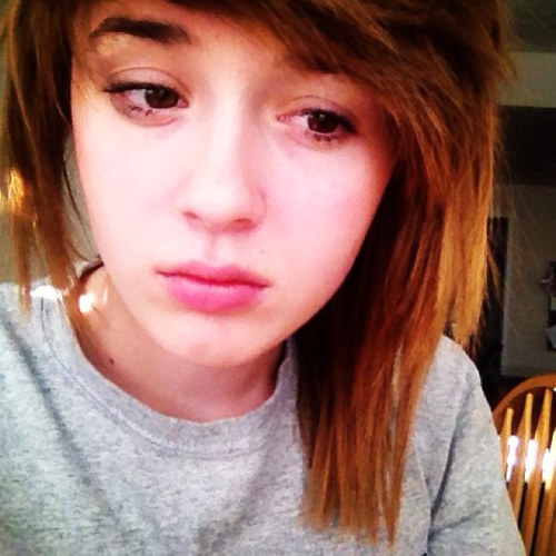 hi647382847's profile picture. Hi