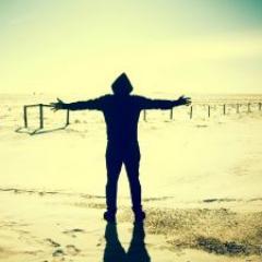 KamiloDawn's profile picture. My dream is painting a picture called snowball. 
White ink connecting 4.54 billion dots into greatness - I, is illustrator.