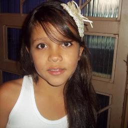 Não liga pelo o que eu visto , liga pelo o que eu sou.
(segue *-* sigo de volta obg )