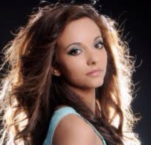 YourBeautyURH's profile picture. Hey, Jade here! I'm English and I love animals! |Single| URH RP|