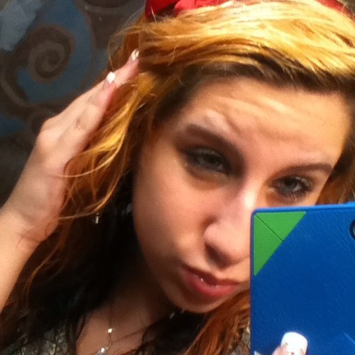 My life depends on Youtube,Facebook, Twitter, And Texting! Beaching It Out On Weekends And Spending Time With My Twin 3