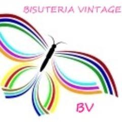 Bisuteria hecha a mano, en este rincon podeis encontrar todo tipo de bisuteria y una gran variedad de diseños, formas y colores. Tambien diseños Hama Beard.