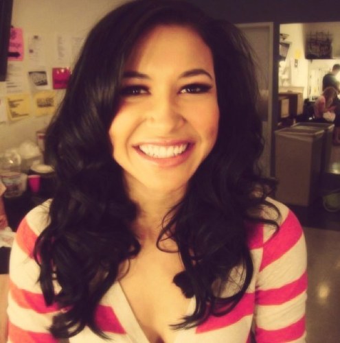 GirlWithTheLips's profile picture. I'm the head bitch here and clearly the hottest piece of action in McKinley, even if the only straight I am is straight up bitch. [Glee RP - Literate]