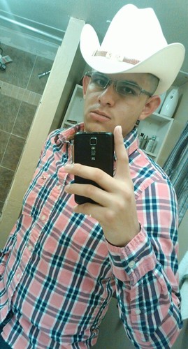 Soy de CUADRA CUATRALVO y qe?
Follow me tho... (: