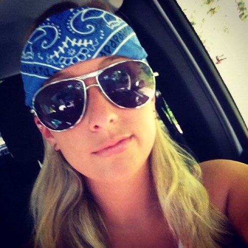 Make_It_Rains's profile picture. Its your world, im just passin through.